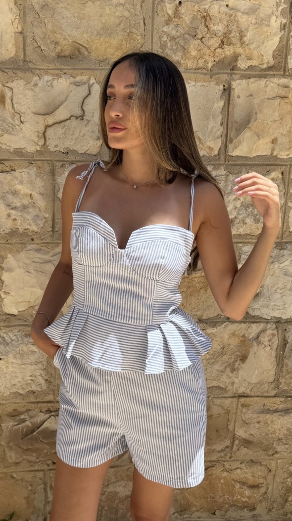 חליפה פסים שורט