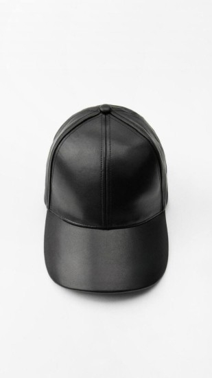 כובע דמוי עור