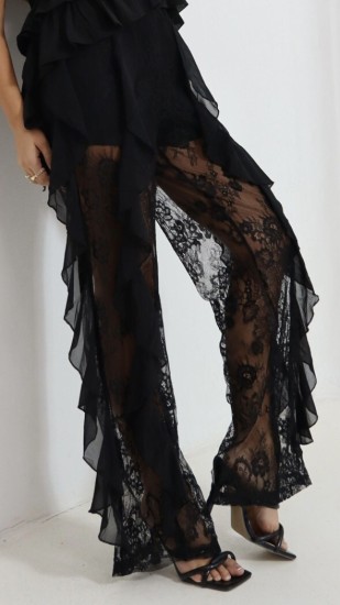 מכנס תחרה מלמלות