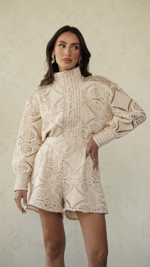 חליפה קרושה 