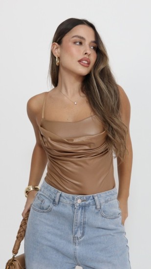 בגד גוף טיילור