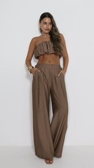 חליפה הולי