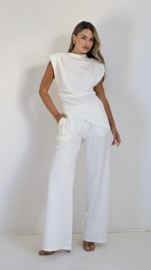 חליפה קרדשיאן