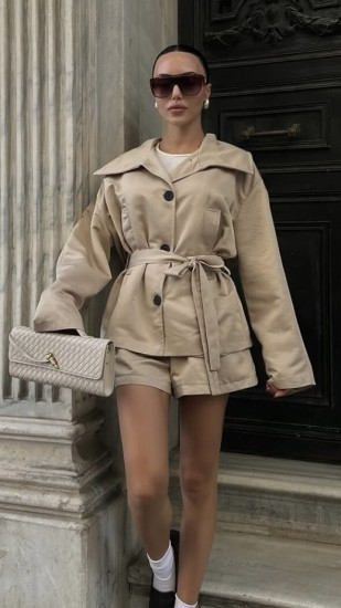 חליפת כפתורים 