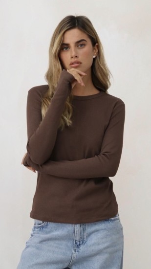 בייסיק ניקי כפפה